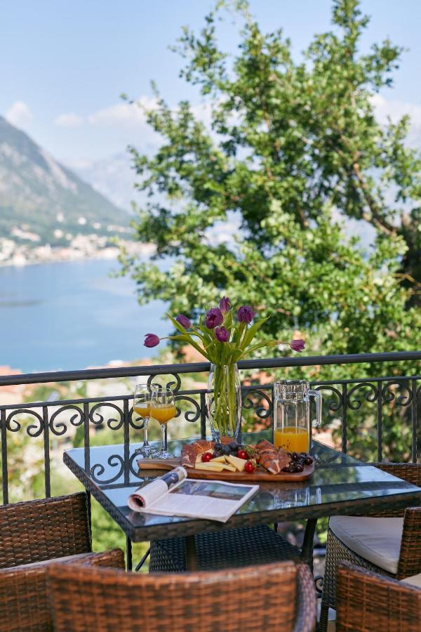 Sunset Apartment Kotor